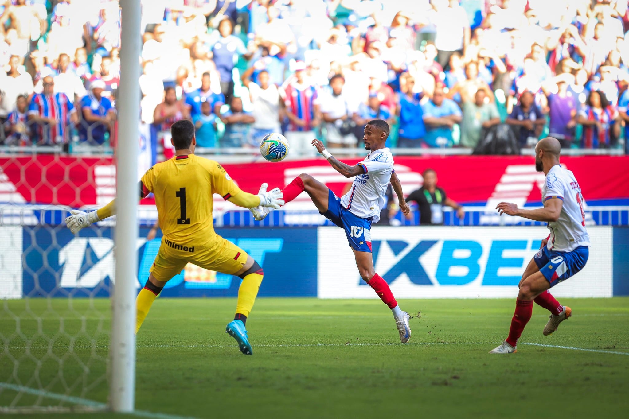 Veja cinco vezes em que o Bahia teve sucesso ao decidir futuro na última hora 6 54191730159 8702d7e111 k