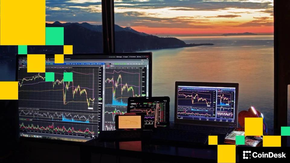 XRP e Solana veem redefinição de alta no sentimento como Bitcoin e Ether Lag 9 c397ec470875d547d7ecf10a967c19f1a197d7fc
